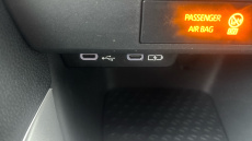 Toyota Yaris 1.5 Hybrid Icon 5dr CVT Hybrid Hatchback